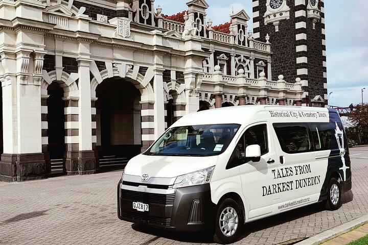 Heritage City and Larnach Castle Van tour with Historian Guide