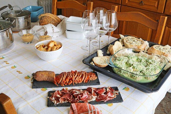 Private Portuguese Cooking Class in Lisbon with Paulo and Family