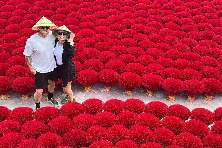 Small Group Of 9 Tour From Hanoi to Incense Village and Ninh Binh