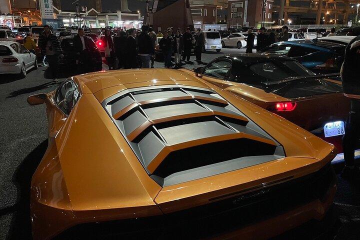 Daikoku PA JDM Car Scene Private Tour in a Lamborghini