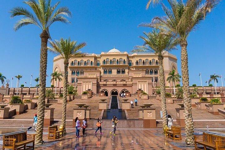 Exclusive Guided Abu Dhabi City Sightseeing Tour(Full Day)