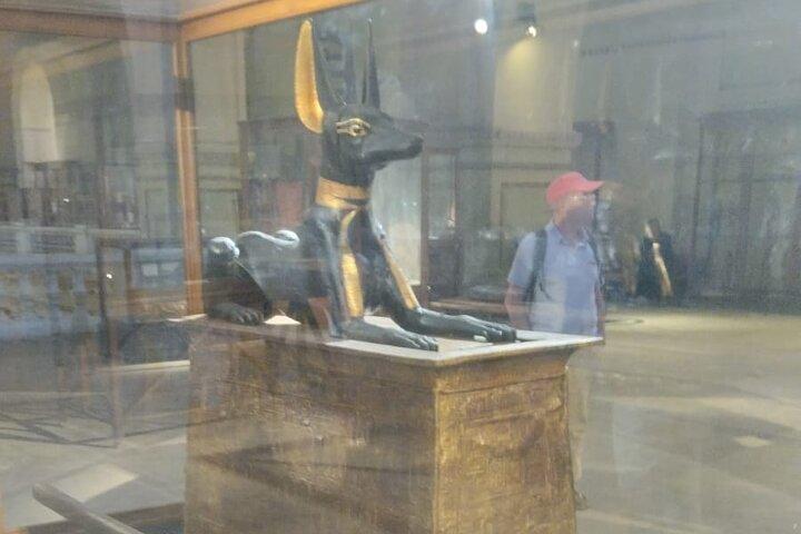 Private Half Day Tour to Old Egyptian Museum Tahrir Square