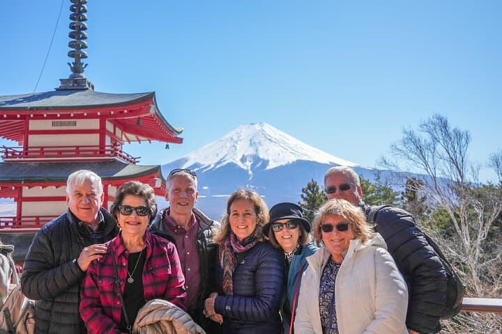 Private Full Day Tour in Mt. Fuji with Pickup