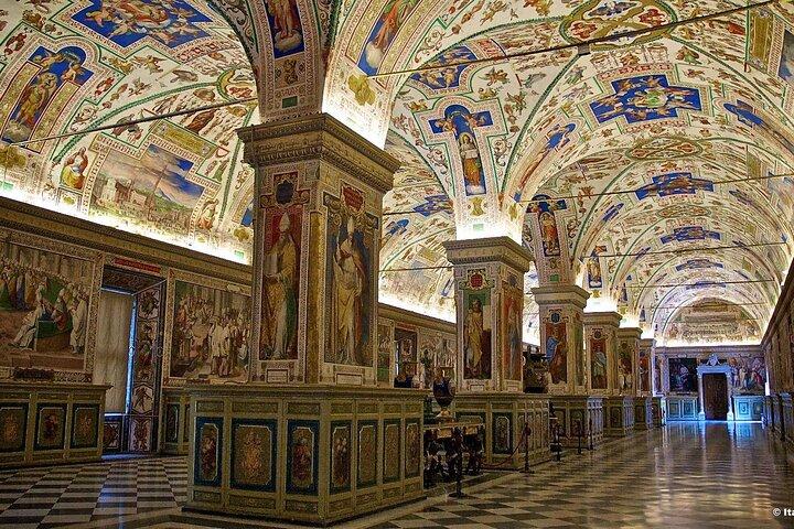 Rome Fullday: Private Golf Cart Adventure & Vatican tour