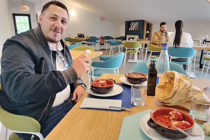 Sorrento tour, pizza school, extra virgin olive oil tasting
