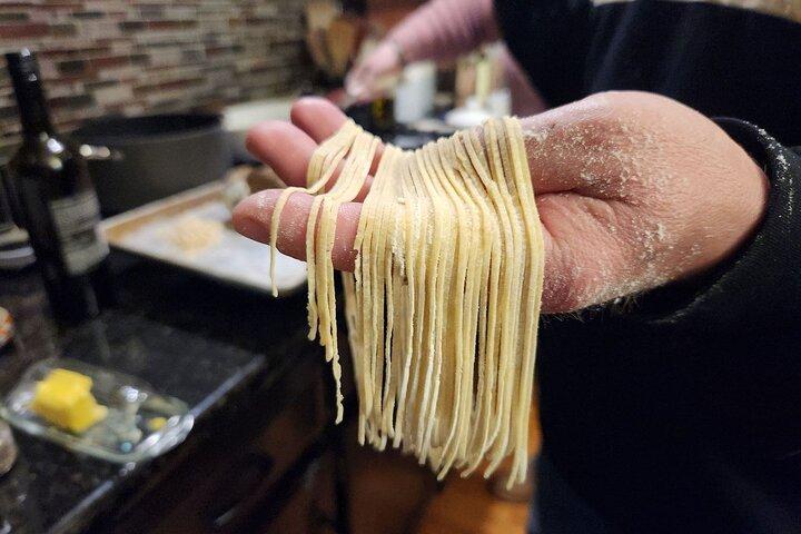 Private Deep Dish Pizza or Pasta Making Class Near Chicago