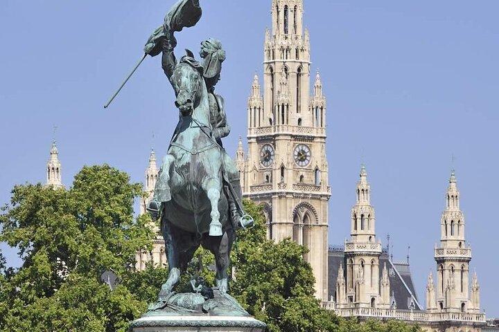 Vienna: Guided Walking Tour of City Highlights - Small Group