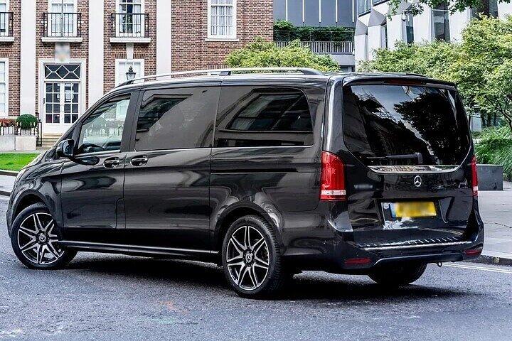 Departure Transfer from Paris to Paris CDG Airport by Luxury van