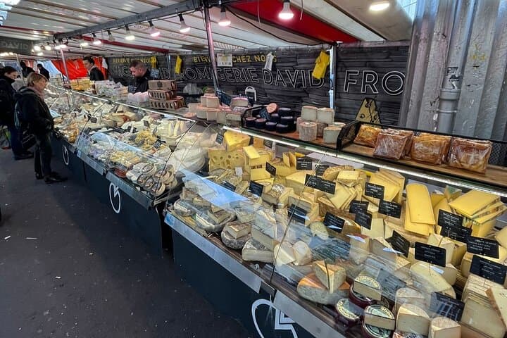 Eiffel Tower Market Food Tour -Max 8 people