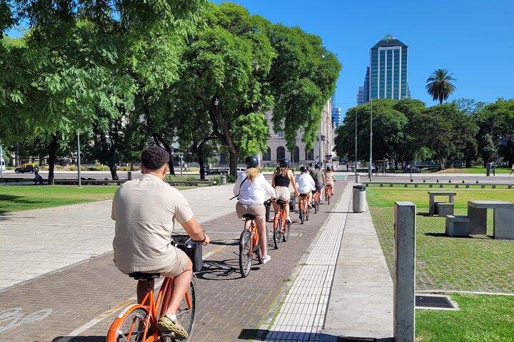 Bike & Boat Tour: Tigre and its Delta