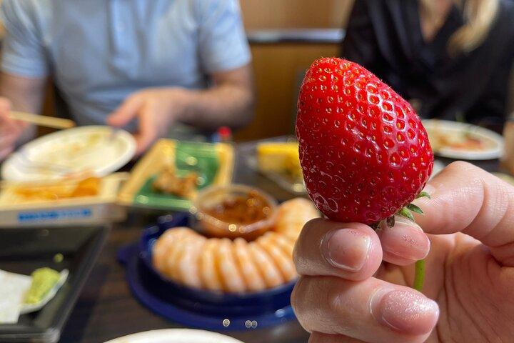 Classic Tsukiji Food Tour