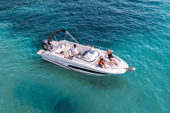 Private Elaphiti Islands Boat Tour on Cap Camarat 7.5