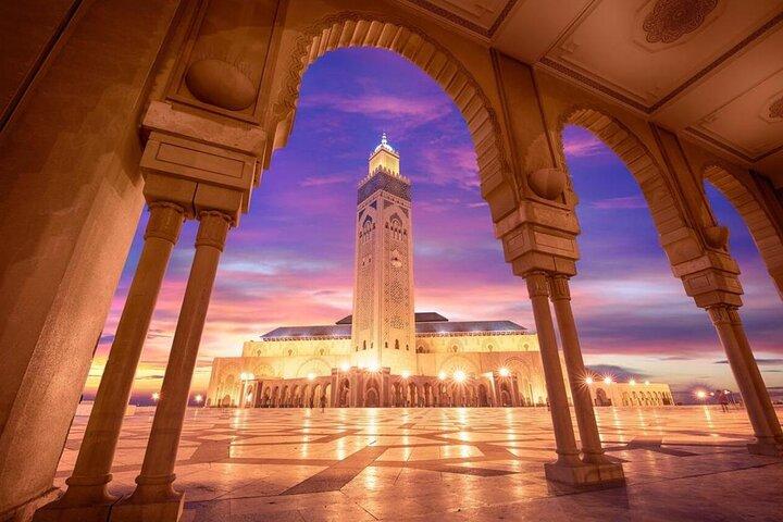 Casablanca Night Tour with Andalusian Dinner Show