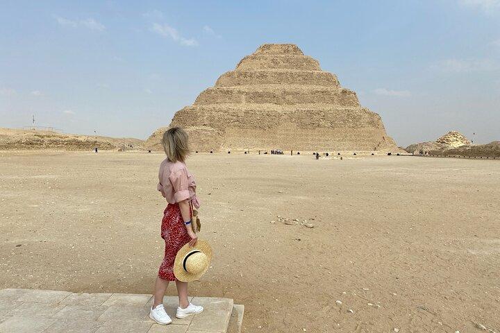 Guided Tour to Giza Pyramids, Saqqara, Dahshur and Memphis