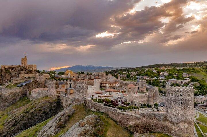 From Tbilisi: Vardzia, Rabati Castle & Borjomi Tour with Guide
