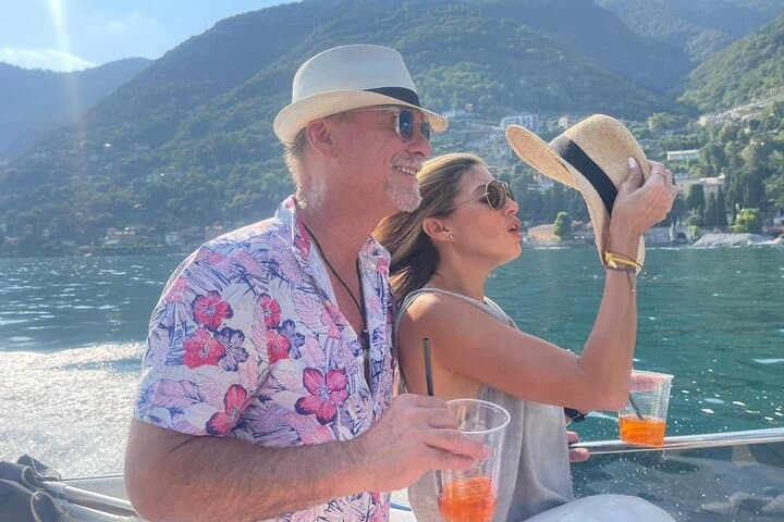 2 Hours Private and Guided Cruise to Lake Como Mostes boat