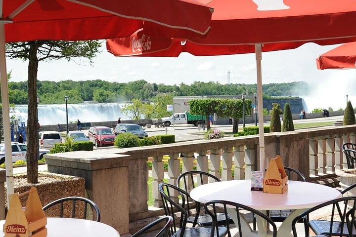 Toronto to Niagara Falls Day Tour with Boat Cruise and Lunch