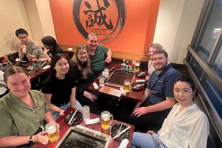 Tokyo: Best Ginza Food Tour at 3 Local Eateries