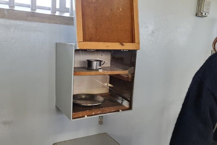 Robben Island Ferry Ticket &Guided Prison Tour with Pick-up& back