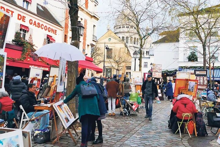 Montmartre Small Group Walking Tour