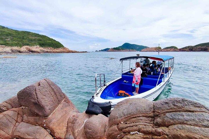 Sai Kung Island Hopping Trip Four Sea Arches in Hong Kong