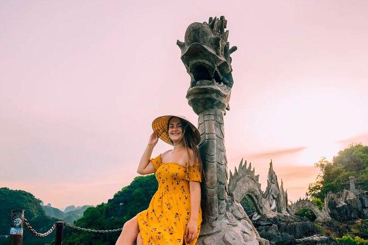 Full Day Ninh Binh Tour from Hanoi: Hoa Lu, Tam Coc, Mua Cave