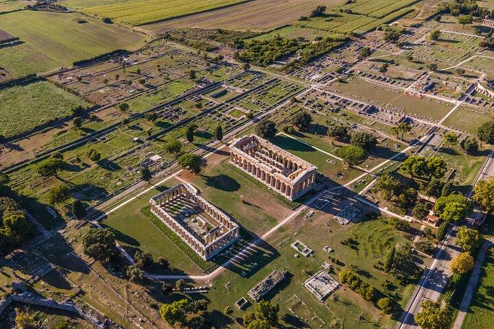 Private Tour: Paestum, Mozzarella Bufala guided tour and lunch