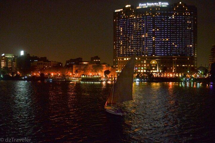 Local Dinner Cruise with Belly Dance Show in Cairo