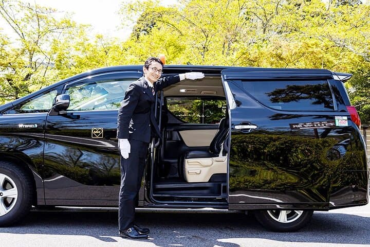 Private Tokyo and Ski resorts Roundtrip Transfer