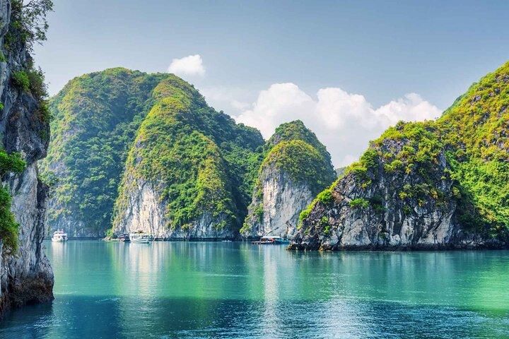 10-Day Vietnam Itinerary | Luxurious Discovery | Best 2026-27