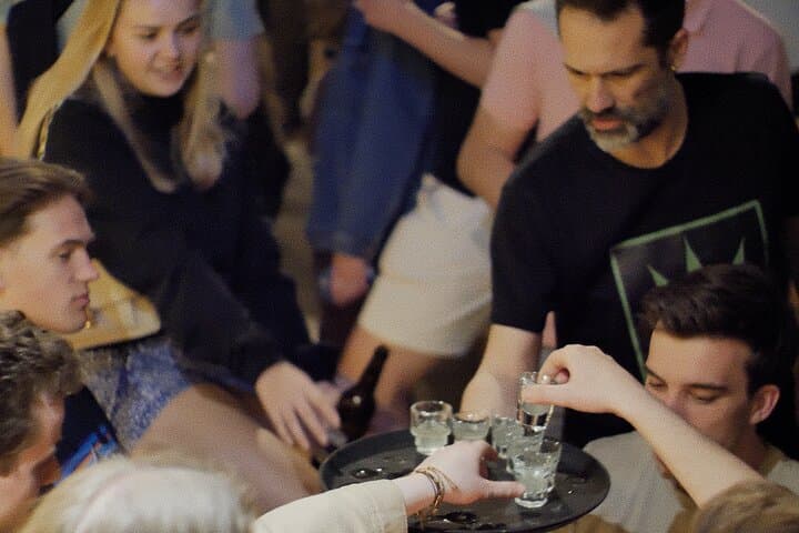Thursday & Friday Night Pub Crawl for Professionals in Athens