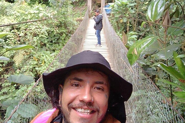 Bogota: Private Tour to La Chorrera Waterfall and Cerro Guadalupe