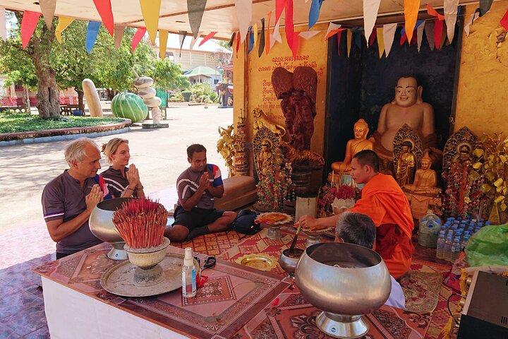 Siem Reap Countryside Guided Tour by Bike and E-Bike Private Tour