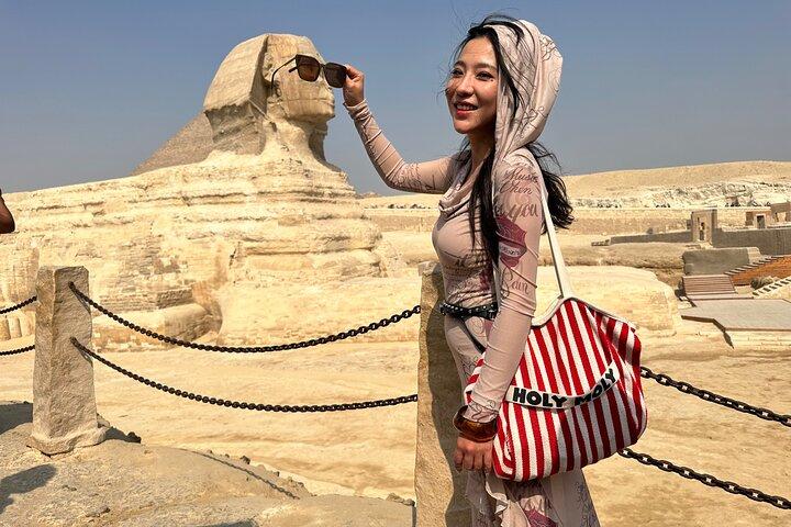 Half Day Tour To Giza Pyramids with Free Camel Ride