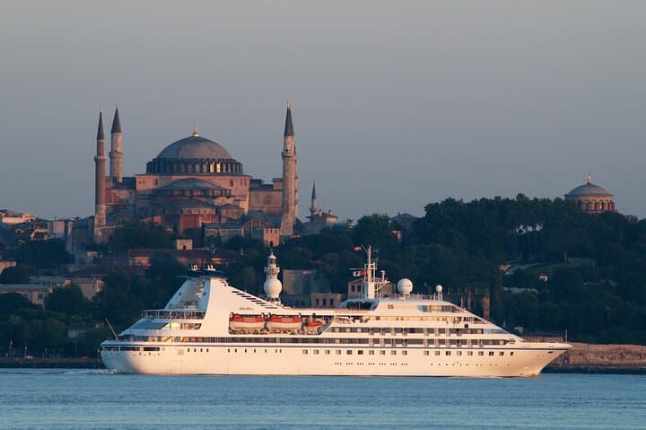 Istanbul Shore Excursion by TRAM: Half Day Private Tour from Port