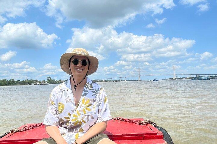 Deluxe Mekong Delta Tour to Floating Market 2 Days 1 Night Trip