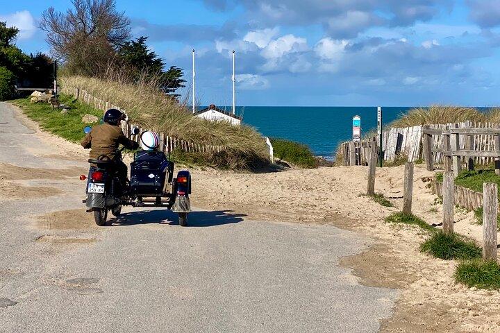 Saint Malo and Cancale by sidecar (half day)