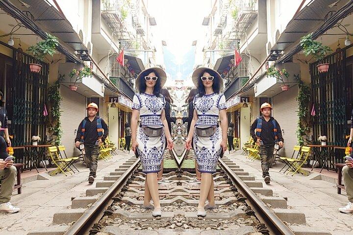 Private Hanoi City Train Track Tour with Puppet Show