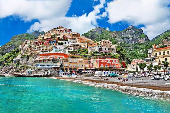 Transfer from Naples to Sorrento with a 2 hour stop in Pompeii