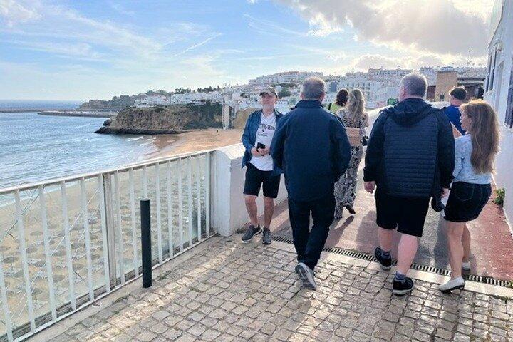 Albufeira History Walking Tour with Wine and Tapas