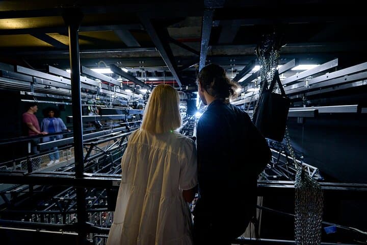 Sydney Opera House Backstage Guided Tour with Breakfast