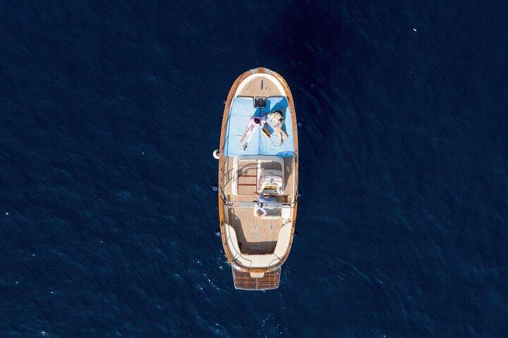 3-hour private boat tour of Capri
