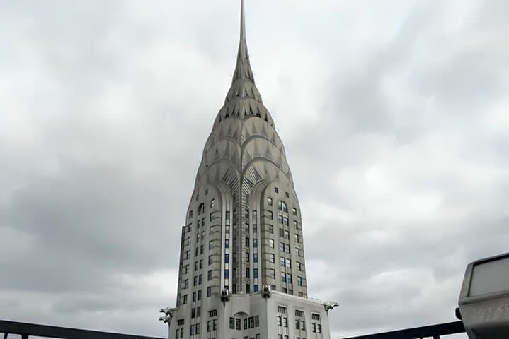 New York City 7-Hour Must See Walking Tour with a Guide