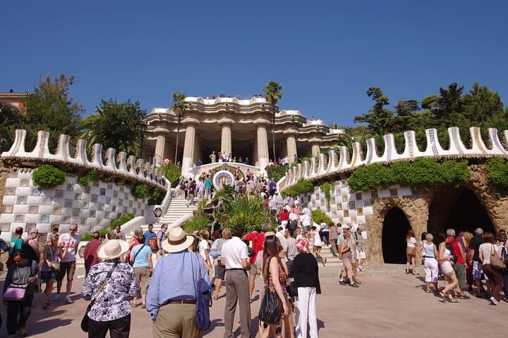 Park Guell and Sagrada Familia Tour in Barcelona