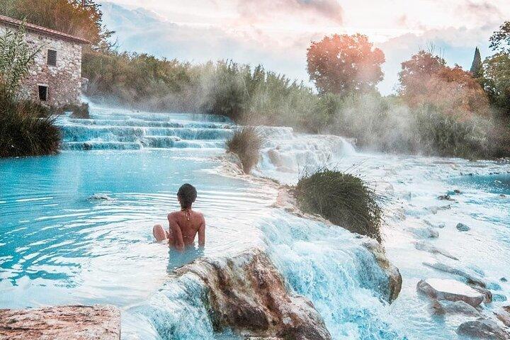 Guided tour to the wonderful Saturnia thermal waterfalls