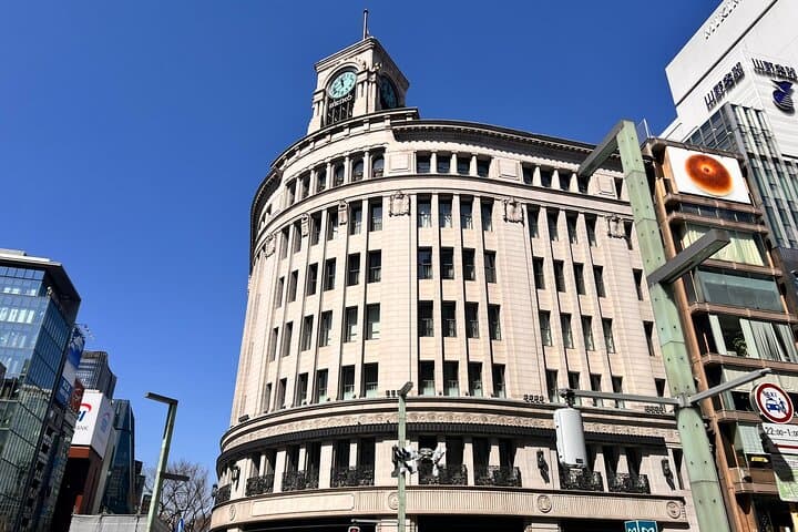 Tokyo: Know about Traditional Performing Kabuki and Ginza Walking