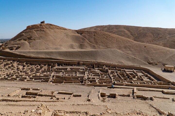 Luxor Excursions: Habu Temple & Valley of Workers