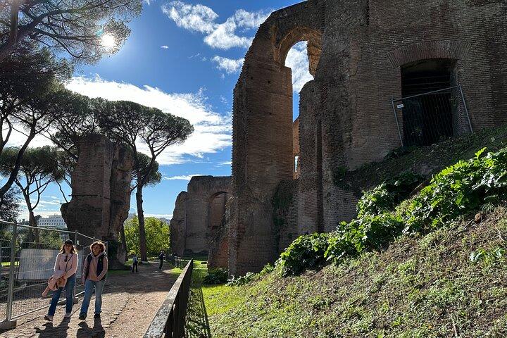 Last Entry Colosseum, Arena Access, Rooftop Aperitif Private Tour