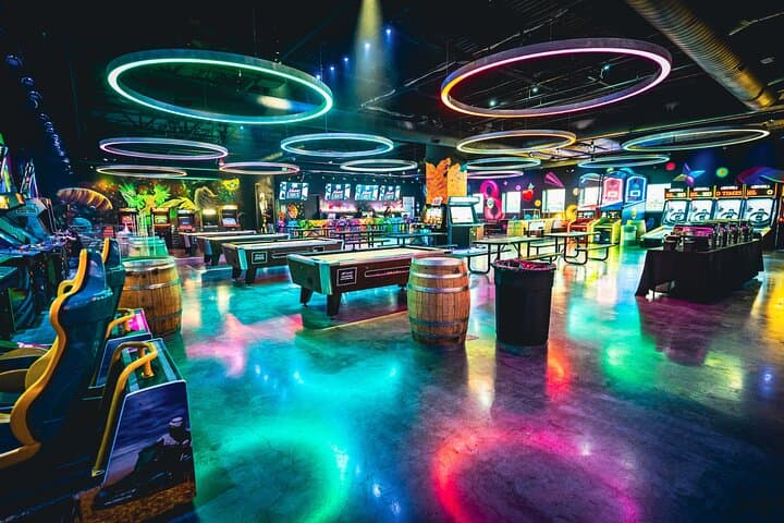 AREA15 Level 1 or Level 2 Experience Passes