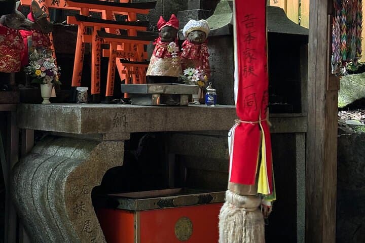 Hiking in Fushimi Inari and its 10,000 Gates
